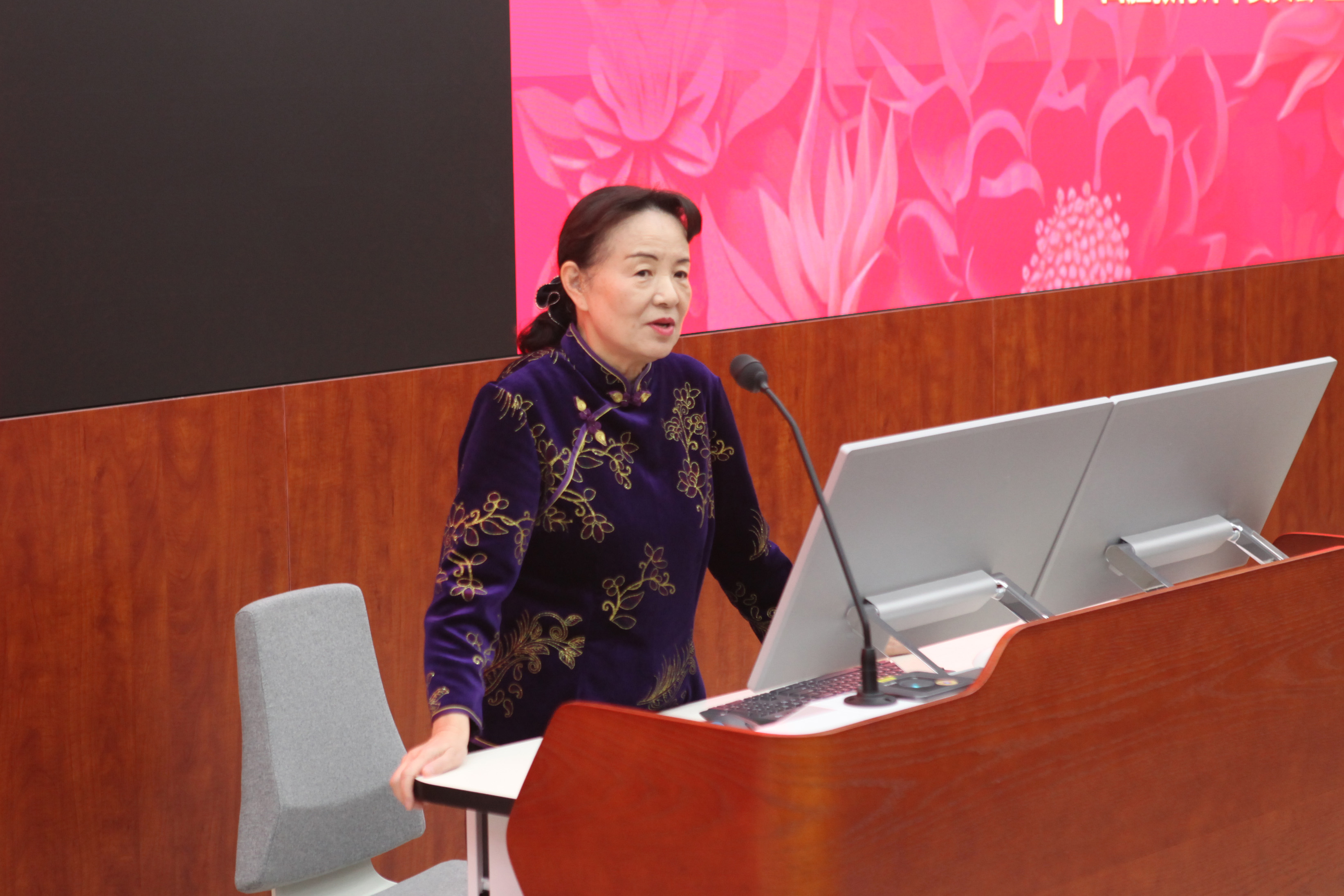 图片5：周学东主任委员讲话.JPG